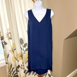 𝅺SOFT Surroundings Navy High/Low Cape Top Size S